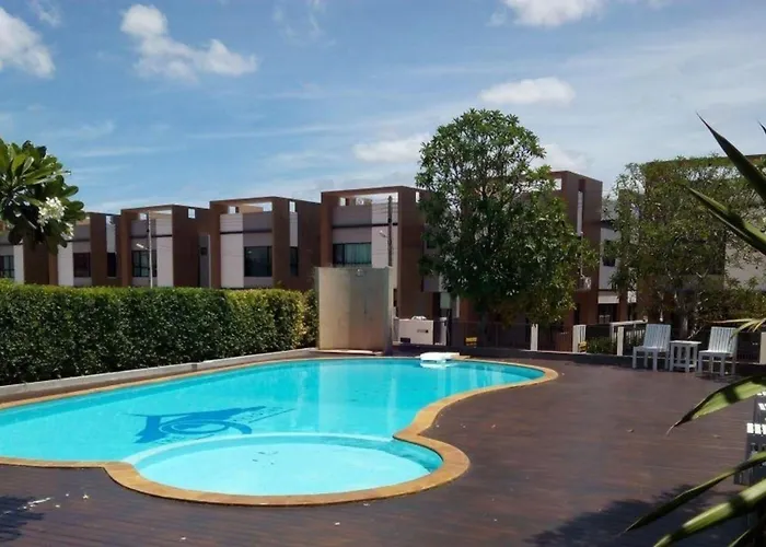 Moderne Ferienvilla Zwischen Huegeln Und Meer